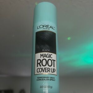 L'Oreal Paris Magic Root Cover Up Spray